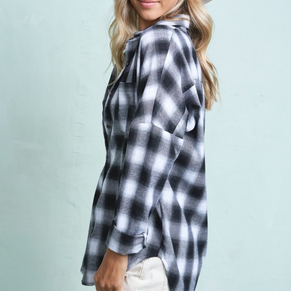 New Black and White Plaid Button Flannel Shirt - Picture 5 of 5